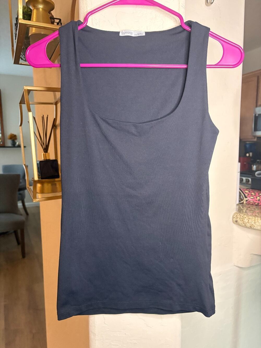 Zara Basic Tank Top Women's Size S 0-4 Black Scoop Neck